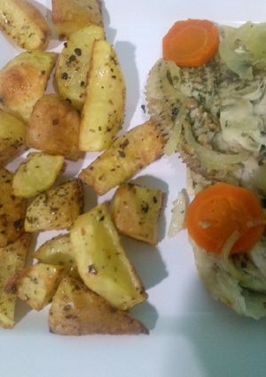 Una foto de Pollo de mar con verduras