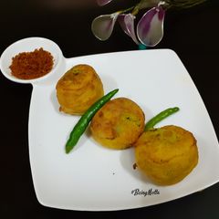 Batata vada A picture of Batata vada.