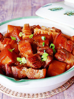 竹筍紅燒肉 的食譜成品照片