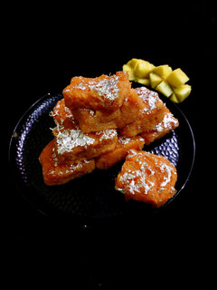 मैंगो बर्फी (Mango Barfi recipe in Hindi) रेसिपी मुख्य फोटो