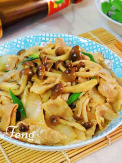 洋蔥菇菇燒肉 的食譜成品照片