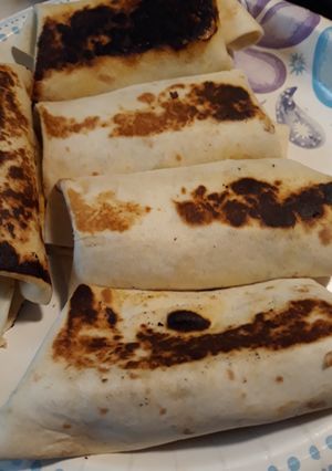 A picture of Grilled Steak and Egg Pockets.
