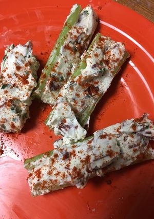 A picture of Bacon and chive stuffed celery sticks.