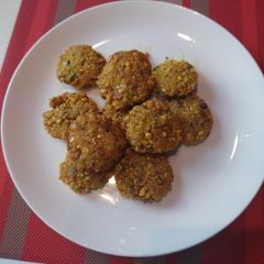 A picture of Masala Vada.