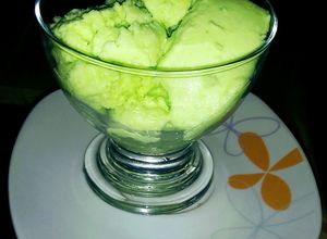 Una foto de Helado cremoso de Limón sin azúcar