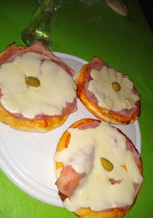 Una foto de Pizzas caseras