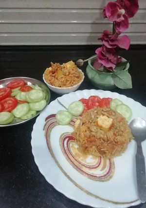 A picture of Walnut & Paneer Pulav.