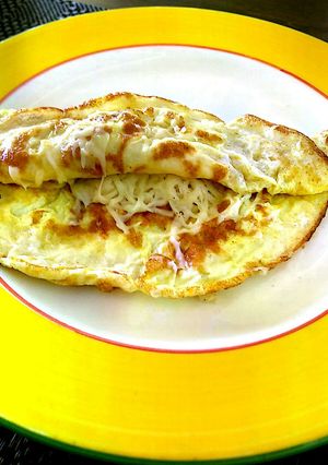 A picture of Cheese Omelette.