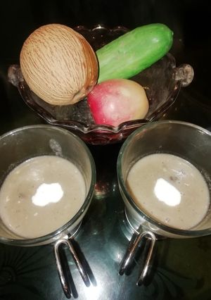 क्रीम औफ मशरूम सूप (cream of mushroom soup recipe in Hindi) रेसिपी मुख्य फोटो