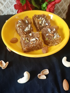 निनाव (ninav recipe in marathi) रेसिपी चे मुख्य फोटो