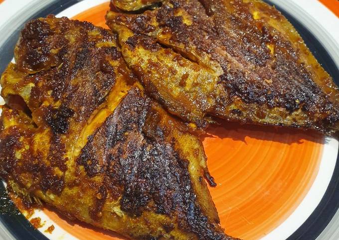 Resep Ikan Bawal Bakar,Teflon Oleh Ranny Fahd Arafiq - Cookpad