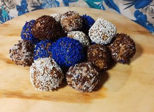 Una foto de Trufas de Avena con Dulce de Leche