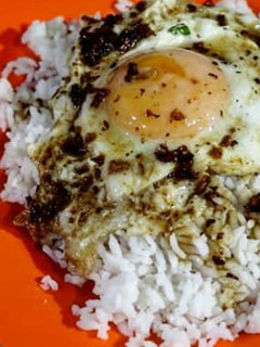 Foto resep Telor ceplok viral