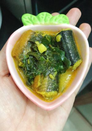 Hình của món Lươn xào lá cách !.