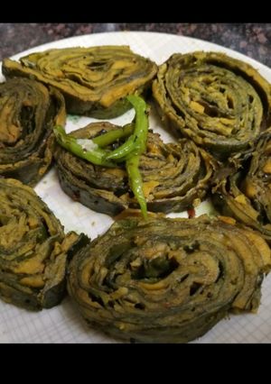 A picture of Arbi Patra(Aloo Wadi).