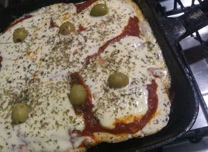 Una foto de Pizza a la plancha sin tacc (Vegan)