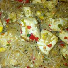 รูปของ Tumis bihun tahu.. 🍝