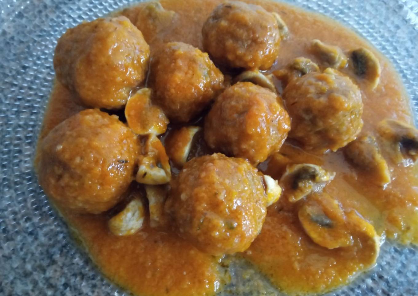 Albóndigas con champiñones