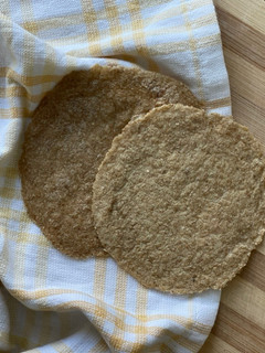 Una foto de Tortillas de avena a la Puli (solo 2 ingredientes 🤯)