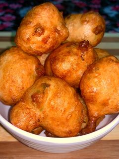 புனுகுலு (Punukulu recipe in tamil) செய்முறை முக்கிய புகைப்படம்