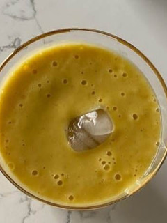 Foto de Sumo de Manga, Banana e Laranja