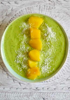 A picture of Pineapple Smoothie Bowl.