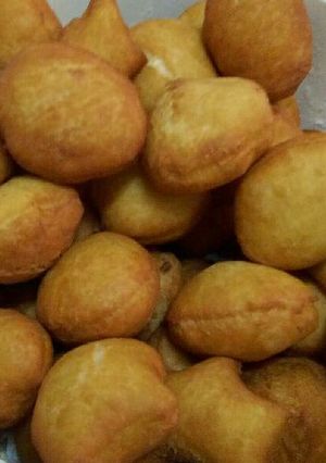 A picture of Mandazi.