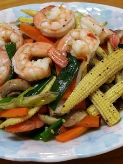 蝦仁炒洋菇鮮蔬 的食譜成品照片