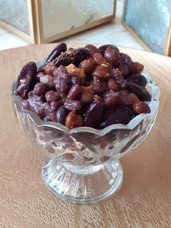 A picture of Dual beans and black chickpea chaat.