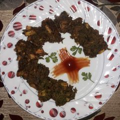 A picture of Chana saag ke pakode.