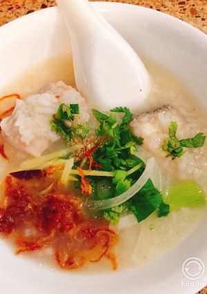 Hình của món Cháo cá vược (sea bass).