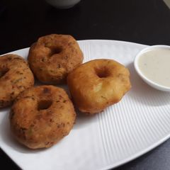 A picture of Instant medu vada.