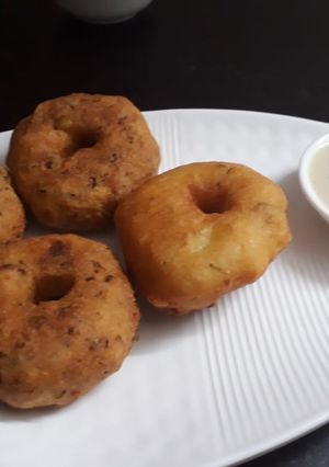 A picture of Instant medu vada.