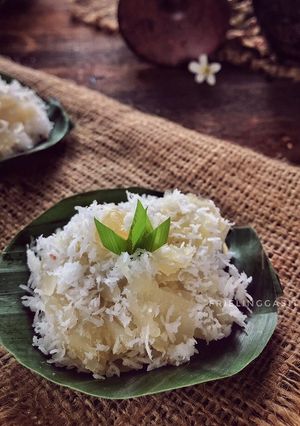 Foto resep Singkong Kukus Kelapa Parut ala Hanna