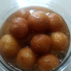 Suji gulab jamun / Rava gulab jamun A picture of Suji gulab jamun / Rava gulab jamun.