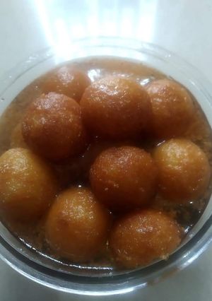 A picture of Suji gulab jamun / Rava gulab jamun.
