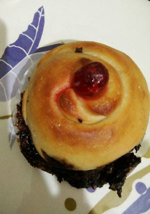 A picture of Nutella stuffed swrill bun.