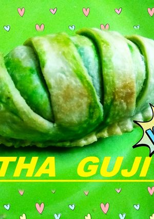 A picture of Petha Gujiya.