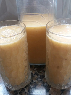 Una foto de Licuado aprovechando frutas!!😉