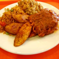 A picture of Jollof Rice.