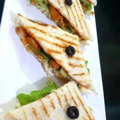 A picture of GRILLED CHICKEN SANDWICHES 😋.