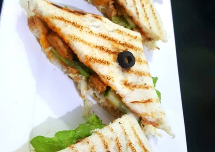 Recipe of Homemade GRILLED CHICKEN SANDWICHES 😋