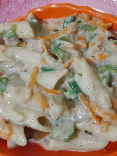 হোয়াইট সস পাস্তা (white sauce pasta recipe in Bengali) রেসিপির প্রধান ছবি