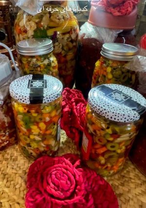 عکسی از دستور ترشی اسپانیایی