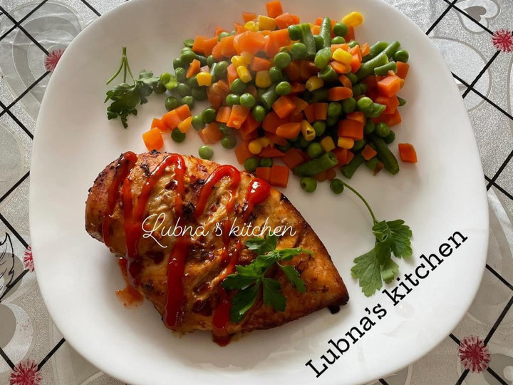 Grilled Chicken Breast with Mixed Vegetables: A Simple & Delicious Recipe