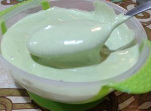 Una foto de Salsa verde con ajo y cilantro