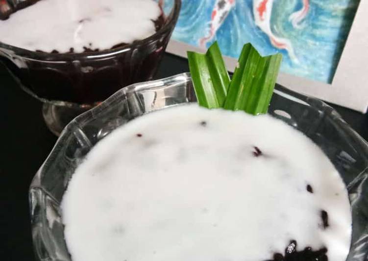 Bubur ketan hitam