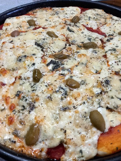 Una foto de Pizza de roquefort 🍕
