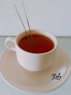 صورة لوصفة شاي العطرة 🍵 Teatox).. Lemongrass tea)