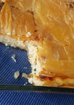 Φωτογραφία της συνταγής Τυρόπιτα με κρατσανιστό φύλλο κρούστας
